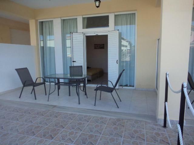 Katerina Apartments Near The Sea Agios Sostis  Εξωτερικό φωτογραφία